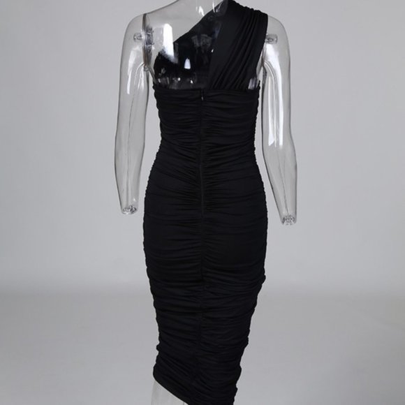 Firm Price $45 Reg $59 Black Ruched Midi Dress - Picture 5 of 6